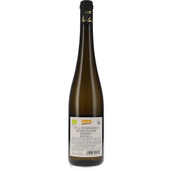 nikolaihof im weingebirge gruner veltliner smaragd trocken square eacb png