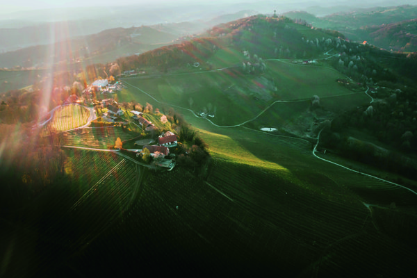 Ried Zieregg mit Kapelle &mdash; Tements Hauptlage in der S&uuml;dsteiermark