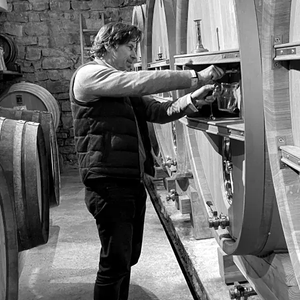 Éric de Saint Victor Éric de Saint Victor in the cellar of Château de Pibarnon